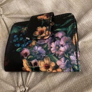 Floral Billfold